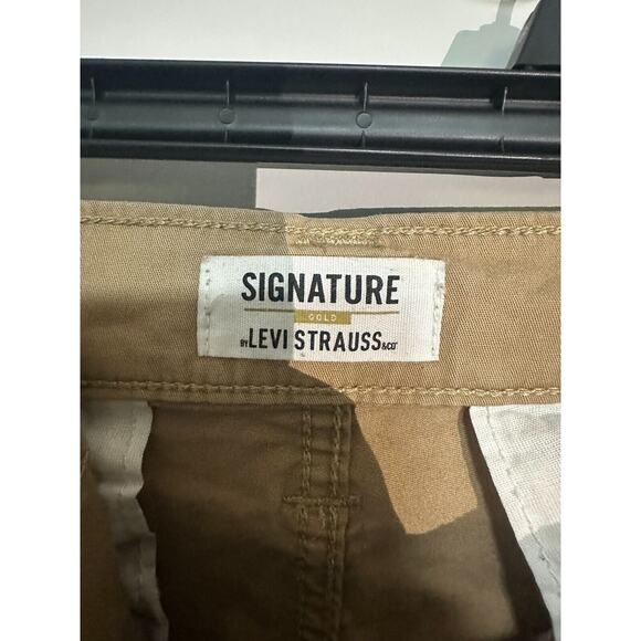 Levi Strauss SIGNATURE Cargo Tan Shorts Men's Size 40 - Picture 6 of 8